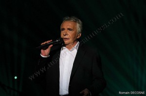 Michel Sardou https://www.flickr.com/photos/ntdaweb/9164731508/sizes/m/in/photolist-eXRDod-eXEfDH-eXEfCz-3f8MWN-3f7QNS-qkJ2e-9rQSgk-dzyh29-3JQKur-dzyg7m-4argm1-dzsNdP-dzygnu-dzsPop-dzsMcR-dzygcd-dzsPac-dzyhK7-dzsN2T-dzyiqq-dzyiwG-dzygkJ-dzyij7-dzsN9t-dzsMYi-dzsMmp-dzyhwo-dzygGS-dzyhN5-dzsLYT-dzsNVP-dzsM3P-dzsMgi-dzsN4n-dzyhAW-dzyh4N-dzygSy-dzsPmr-i3rjAo-9rRpZD-8ALztR-dzyhm1-dzyi5o-dzsMZK-dzsNM4-dzsNkk-dzsM22-dzygUf-dzsMqv-dzyimd/